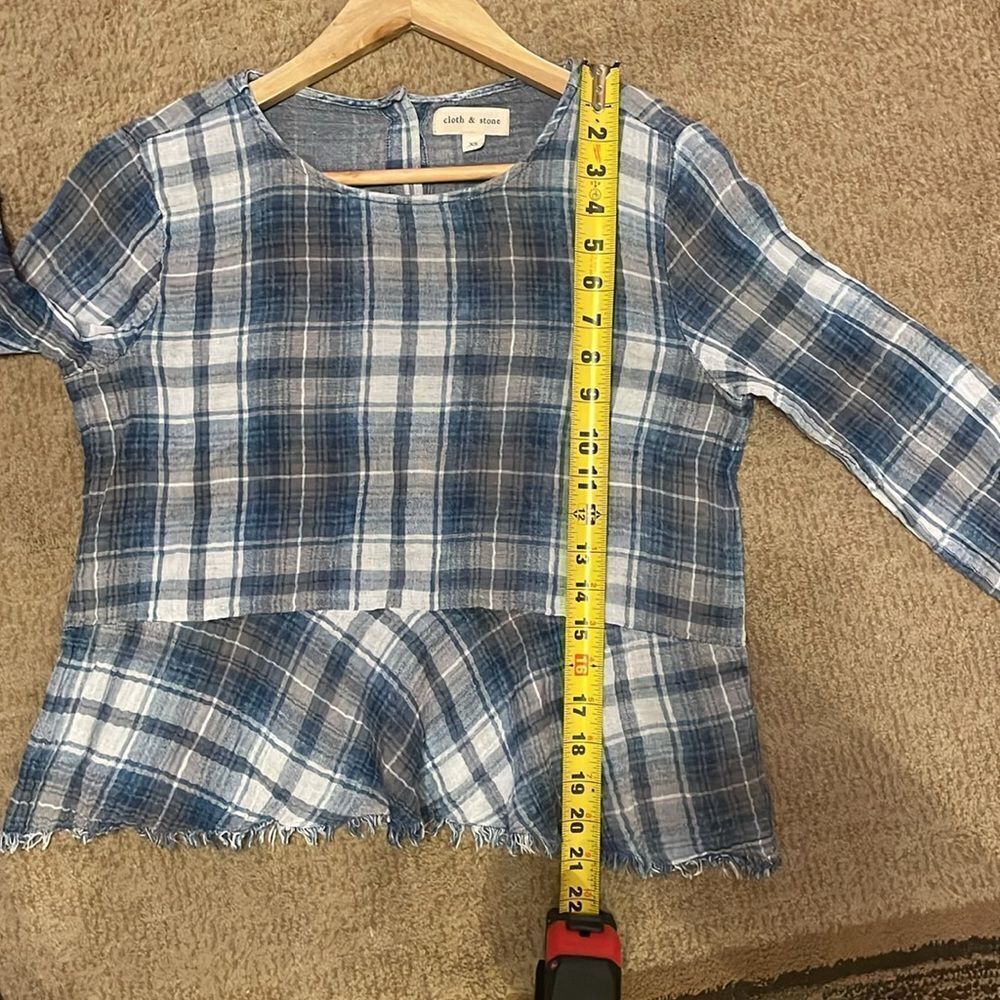 Cloth & Stone Top - Picture 11 of 11